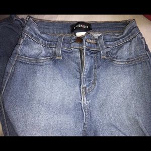 Fashion Nova High waisted jeans